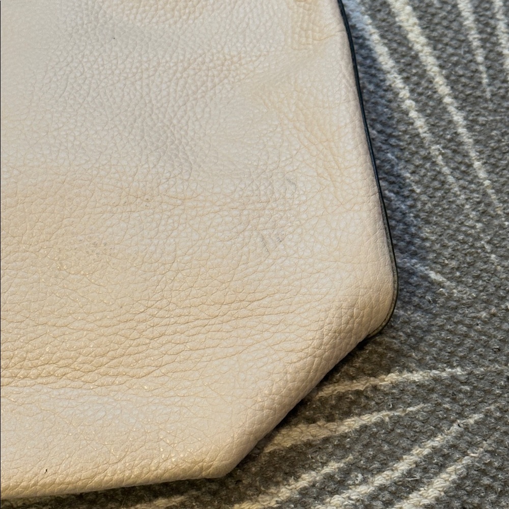 KATE ♠️ SPADE HOBO BAG IN IVORY - Picture 15 of 15